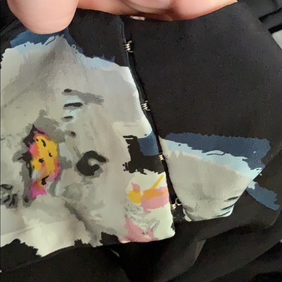 TAVIK™️ Floral Ward Romper (Size S.) - Picture 5 of 5